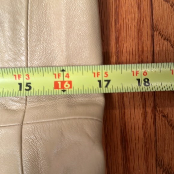 Dana Buchman Lambskin Blazer Two Pockets Fully Lined Tan/Light Beige  6 - Picture 12 of 14